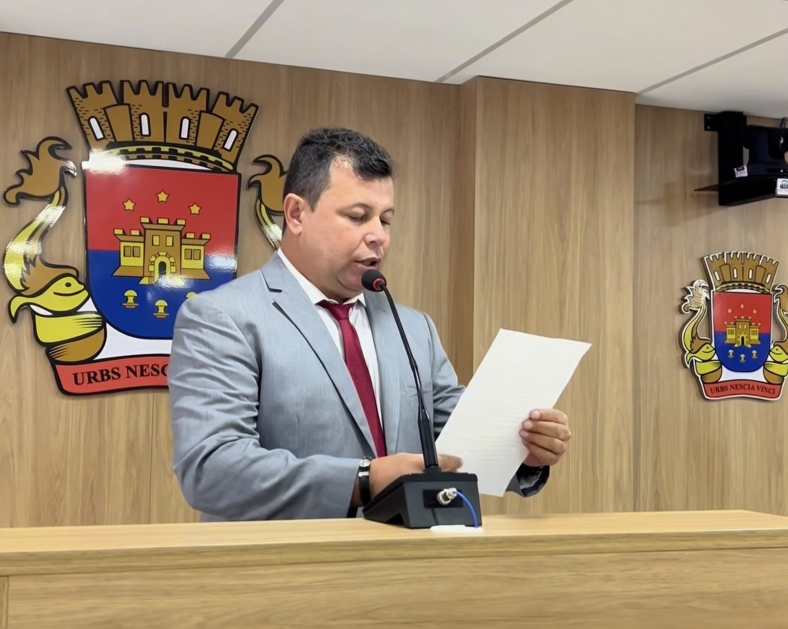 Wagner do Solanense abre pente-fino nos contratos da Câmara de Cabedelo