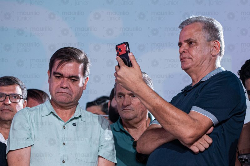 Mofi entra no Republicanos, se coloca como “reserva de luxo” e descarta candidatura do desafeto Samuka Duarte com aposta de R$ 100 mil