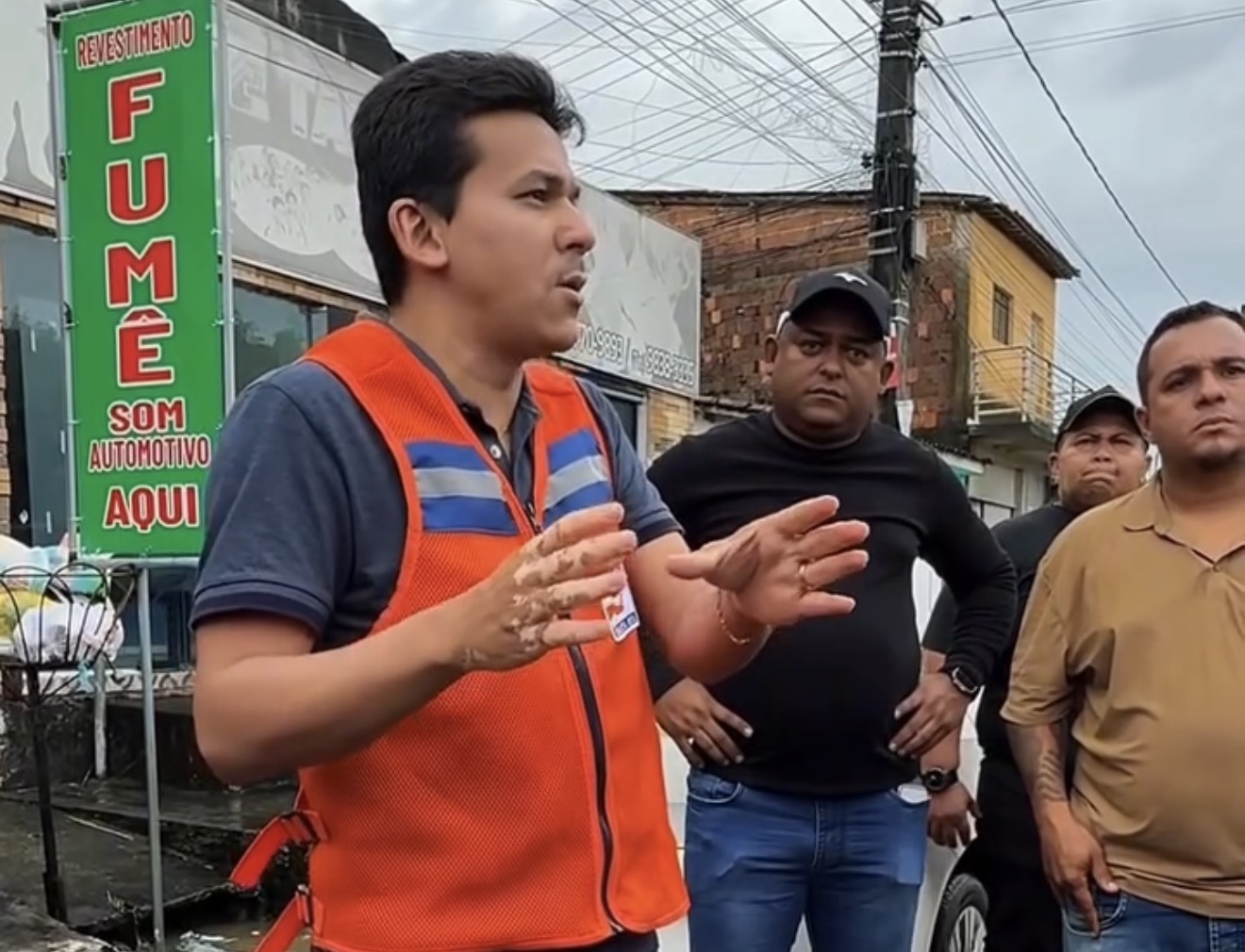 Prefeito sinaliza possível cancelamento da festa para priorizar apoio a famílias afetadas pelas chuvas