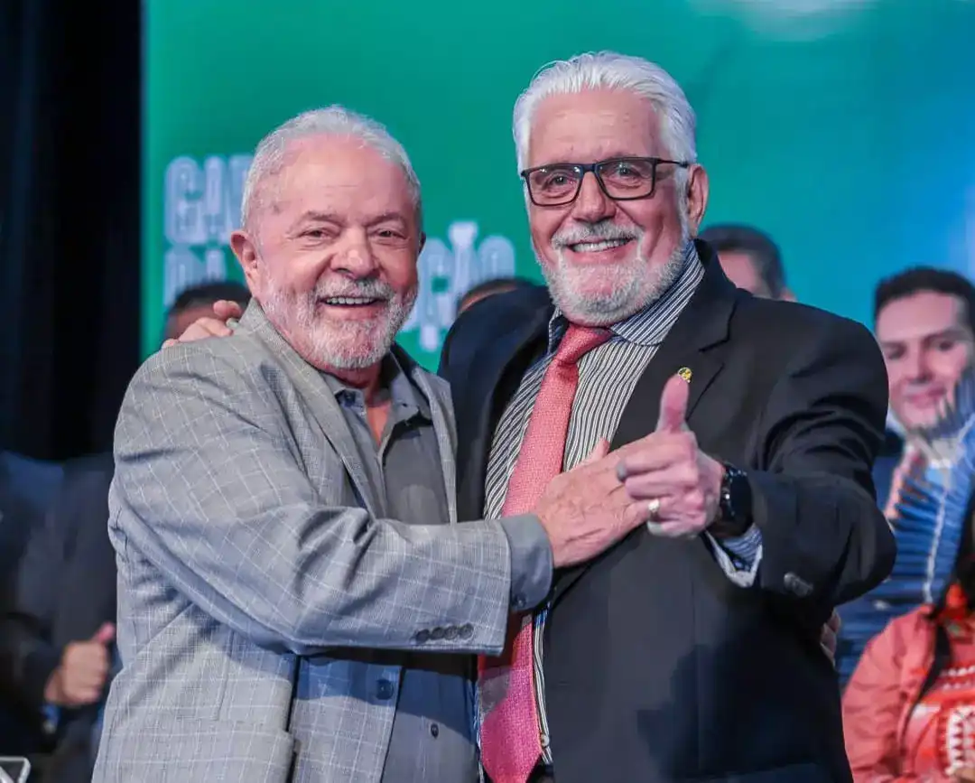 Caso Banco Master pressiona Planalto e coloca futuro de Jaques Wagner na liderança do governo em xeque
