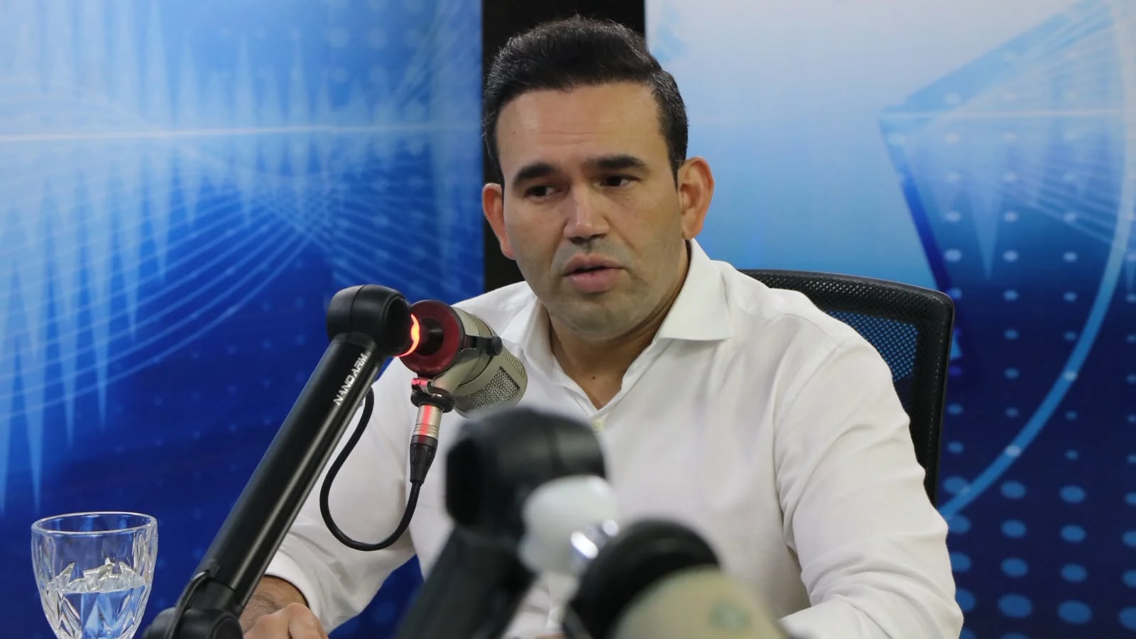 Jhony Bezerra isenta Lucas Ribeiro de rompimento e afirma que desgaste foi exclusivamente com João Azevêdo