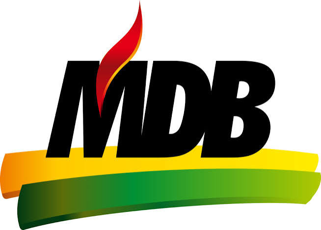 MDB abre mão de candidatura ao Planalto e libera alianças nos estados