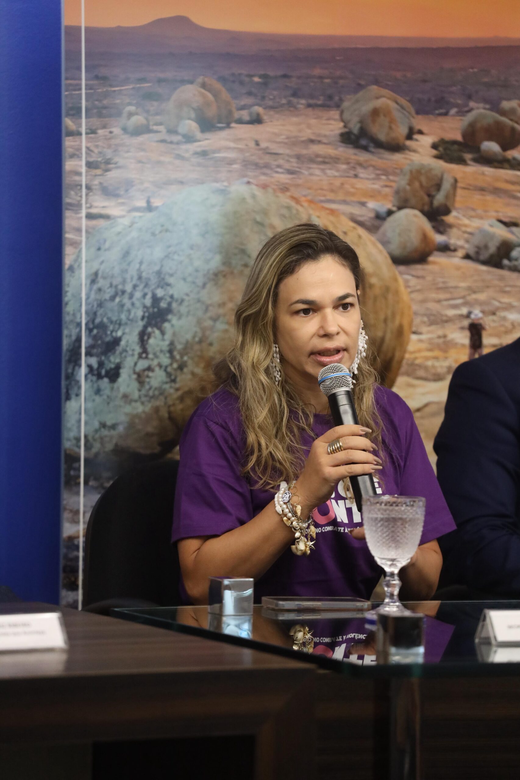 Rosália Lucas denuncia crescimento da violência doméstica e defende autonomia feminina através do Empreender Mulher