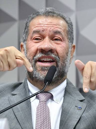 PDT rompe com Lucas Ribeiro após escolha de vice e abre caminho para aliança com Cícero Lucena