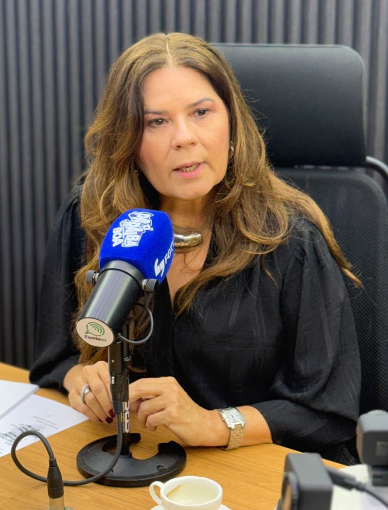 Melca defende escolha de Flávio Bolsonaro e entende o espaço perdido por Michelle