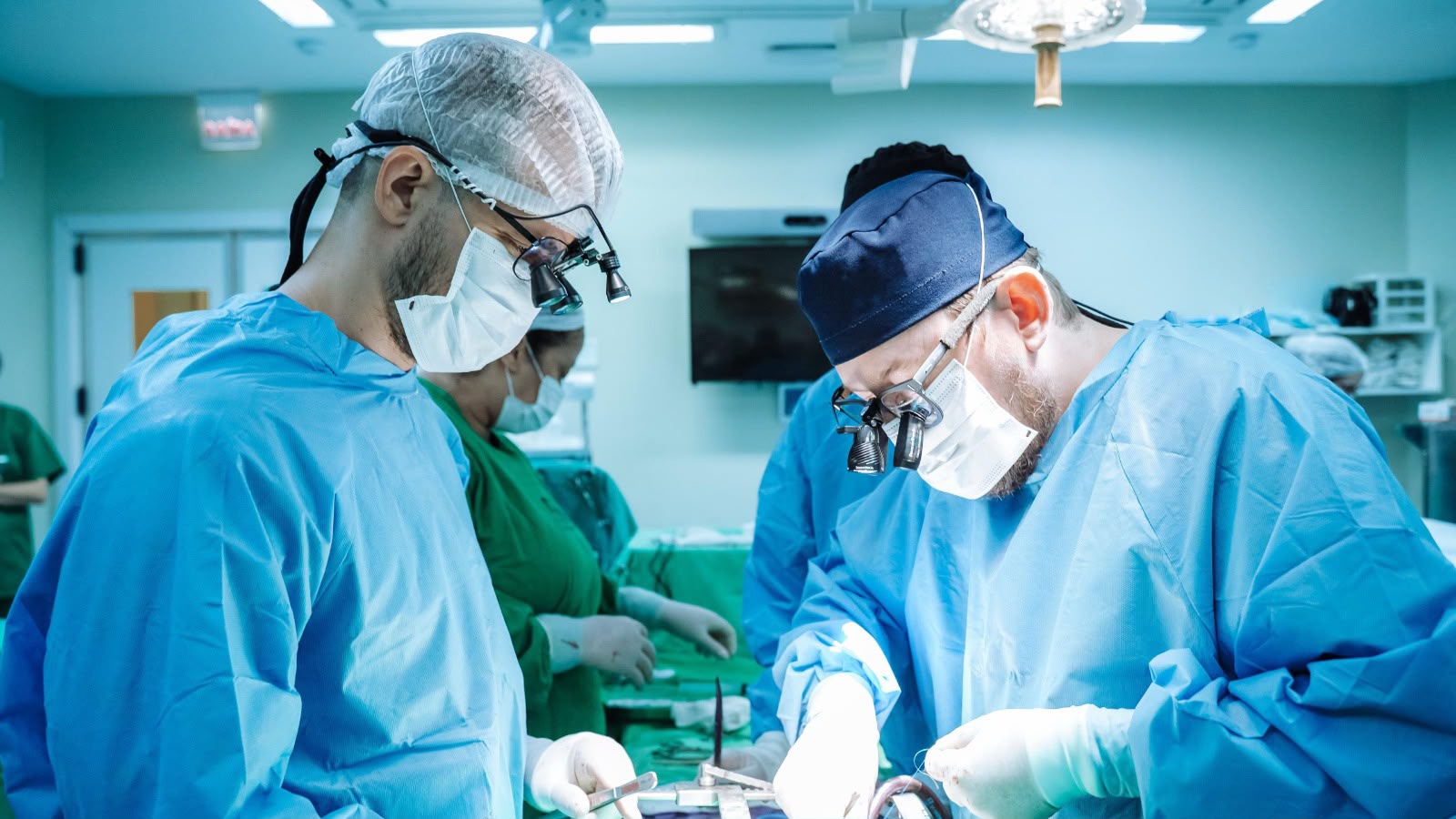 Número de cirurgias cardiovasculares e neurológicas realizadas no Hospital Metropolitano cresce mais de 800% em sete anos