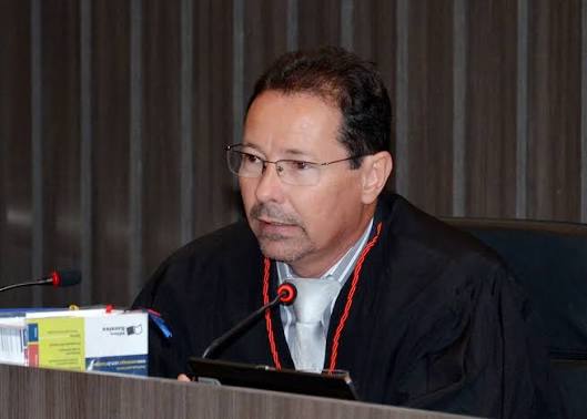 Desembargador se declara suspeito e deixa julgamento sobre retorno de Edvaldo Neto à Prefeitura de Cabedelo